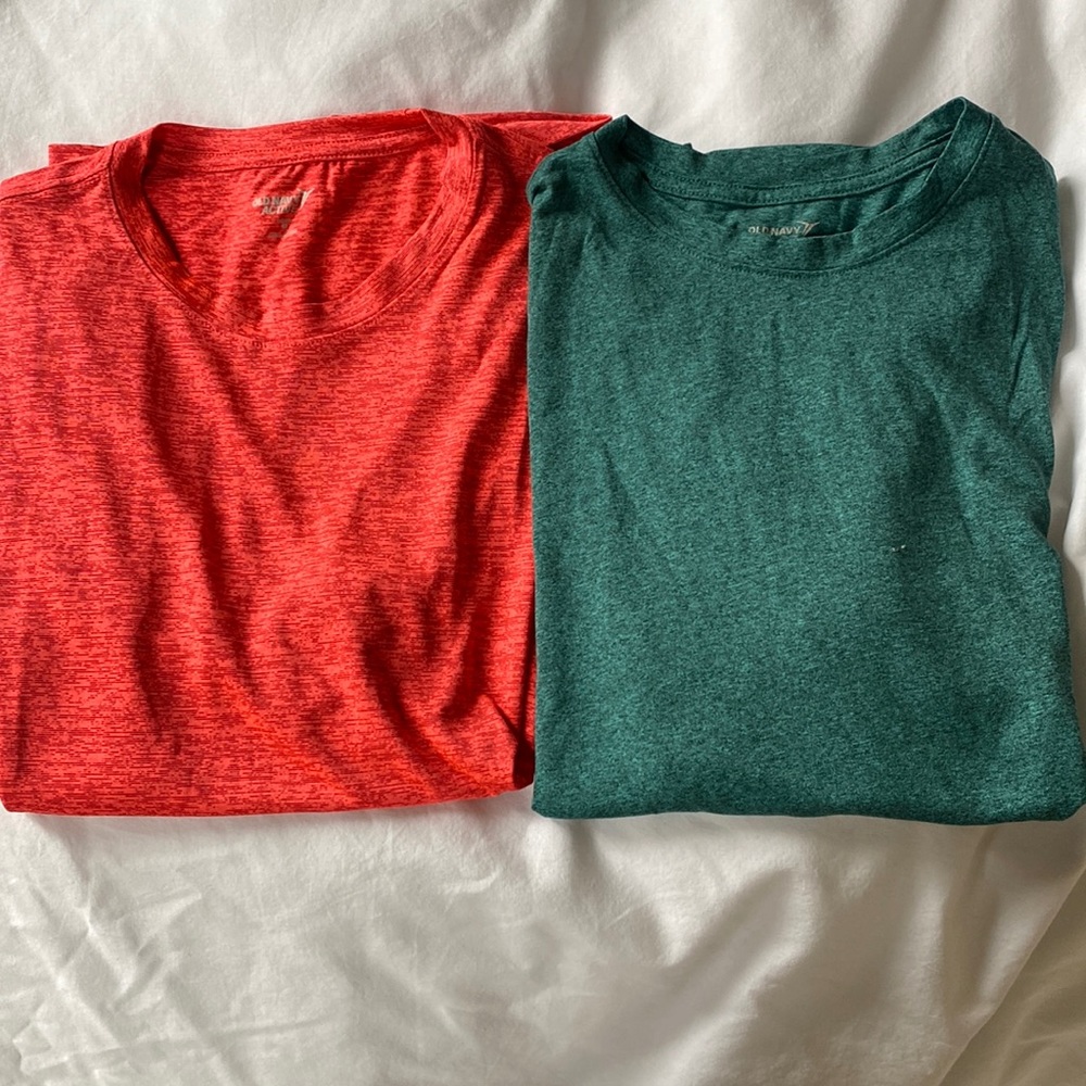 Old Navy Athletic T-Shirts